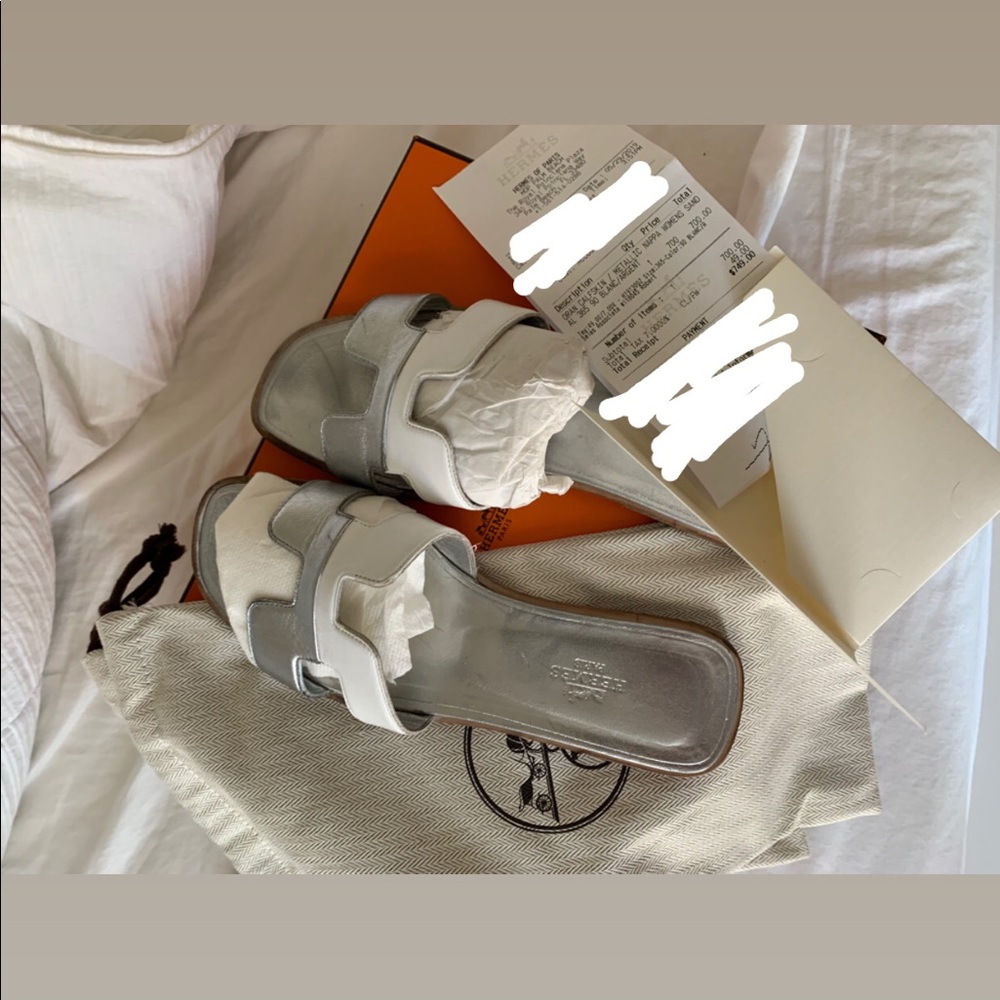 Hermes Oran Calfskin / Metallic Nappa WomansSandal